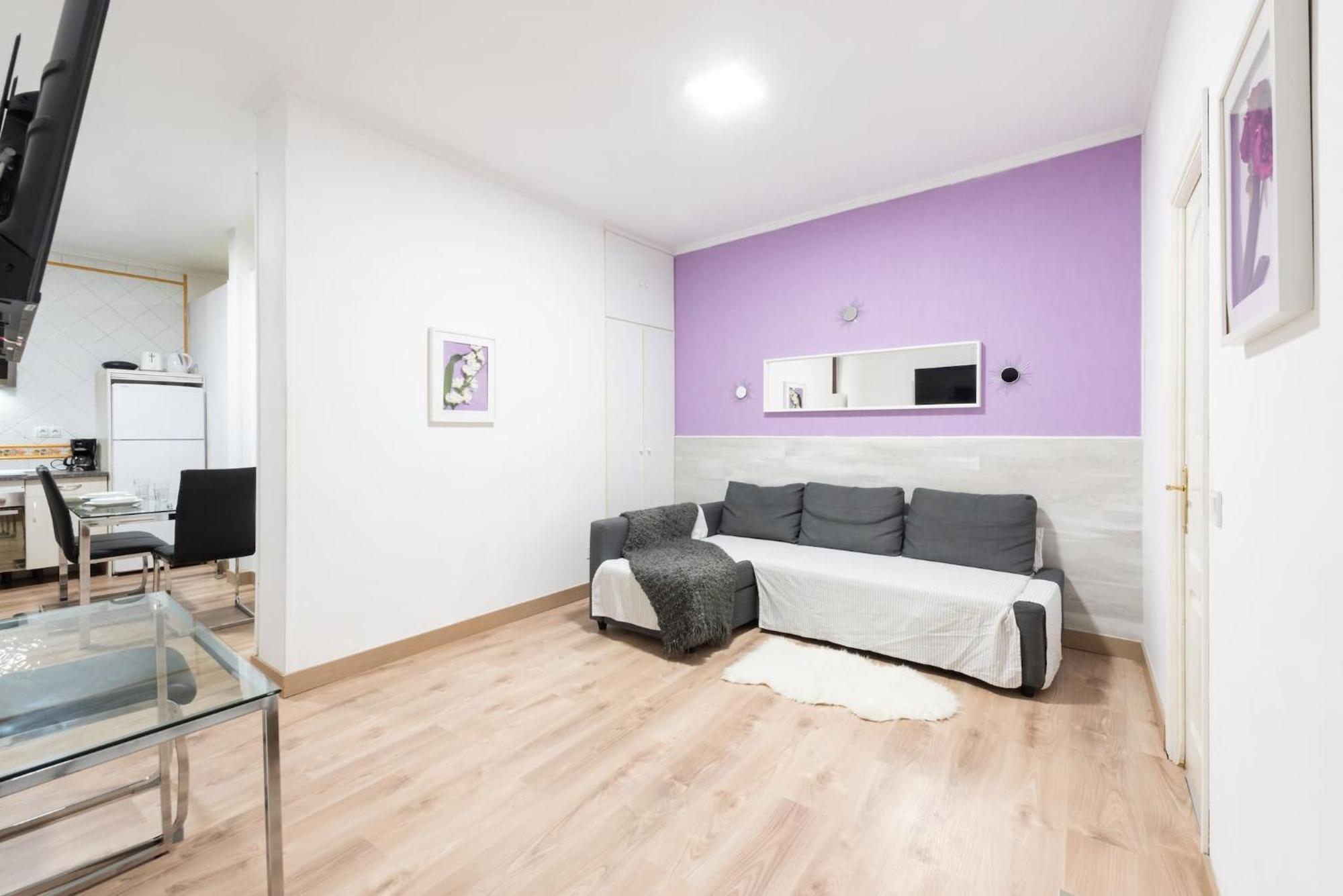Apartamentos Day Madrid Luna Centro Gran Via Sol Malasana Exterior photo